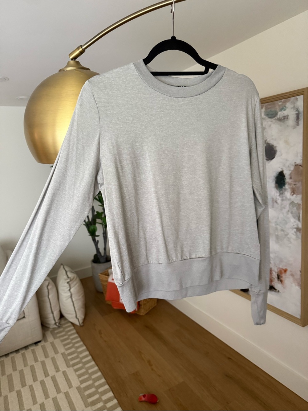 Vuori Light Gray Long-Sleeve Halo Crewneck Sweatshirt